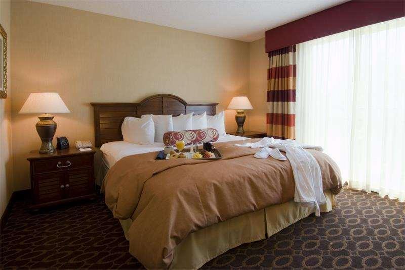 Embassy By Hilton Atlanta Airport College Park