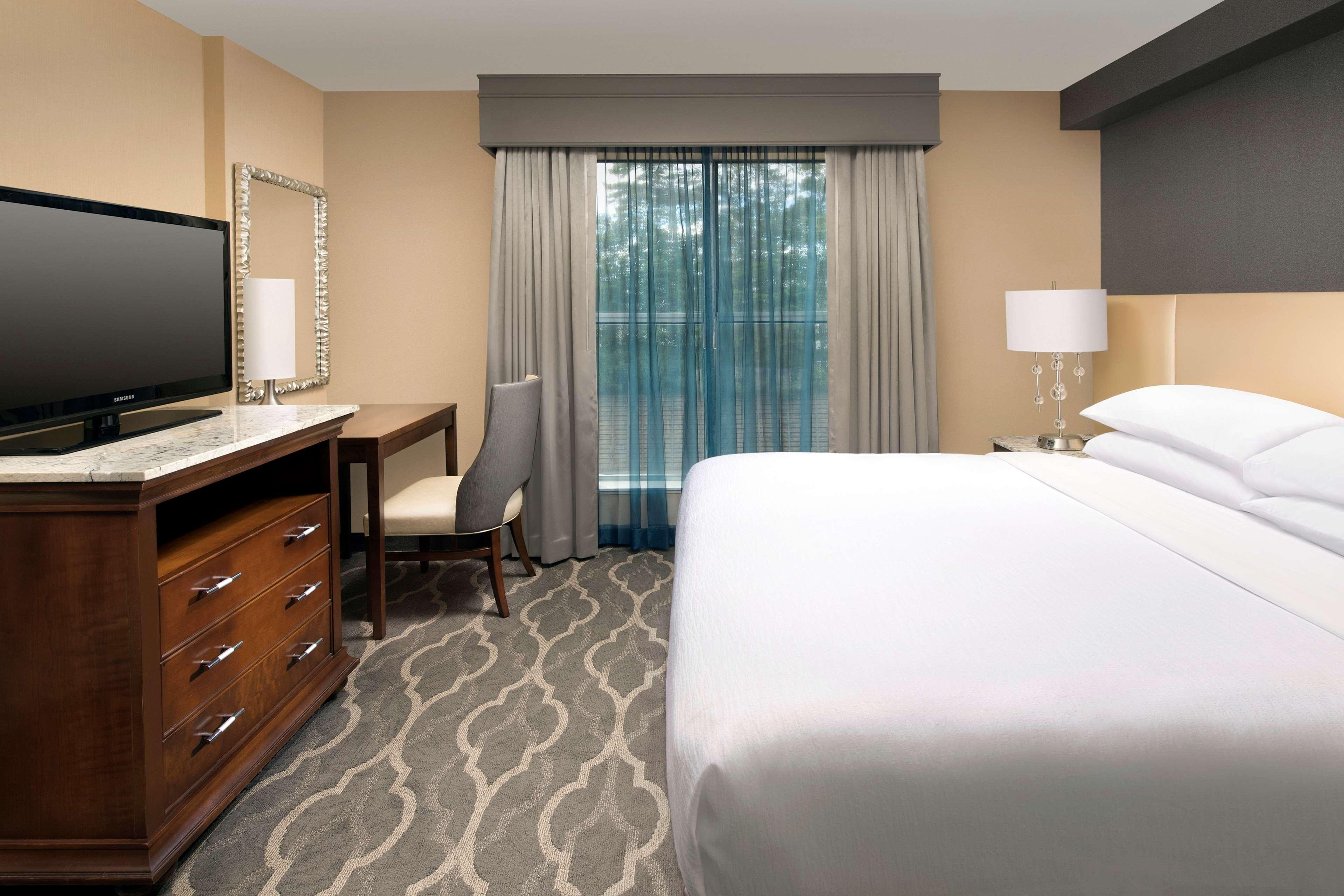 Hotel Embassy By Hilton Atlanta Airport College Park