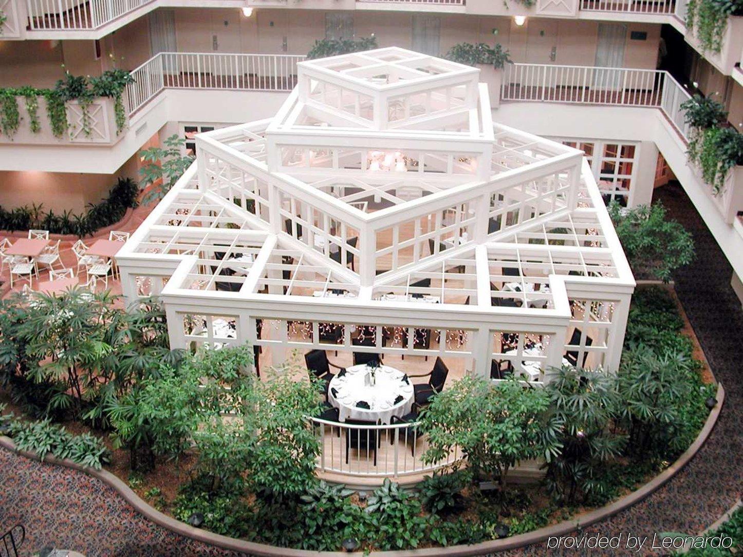 Embassy By Hilton Atlanta Airport 3*