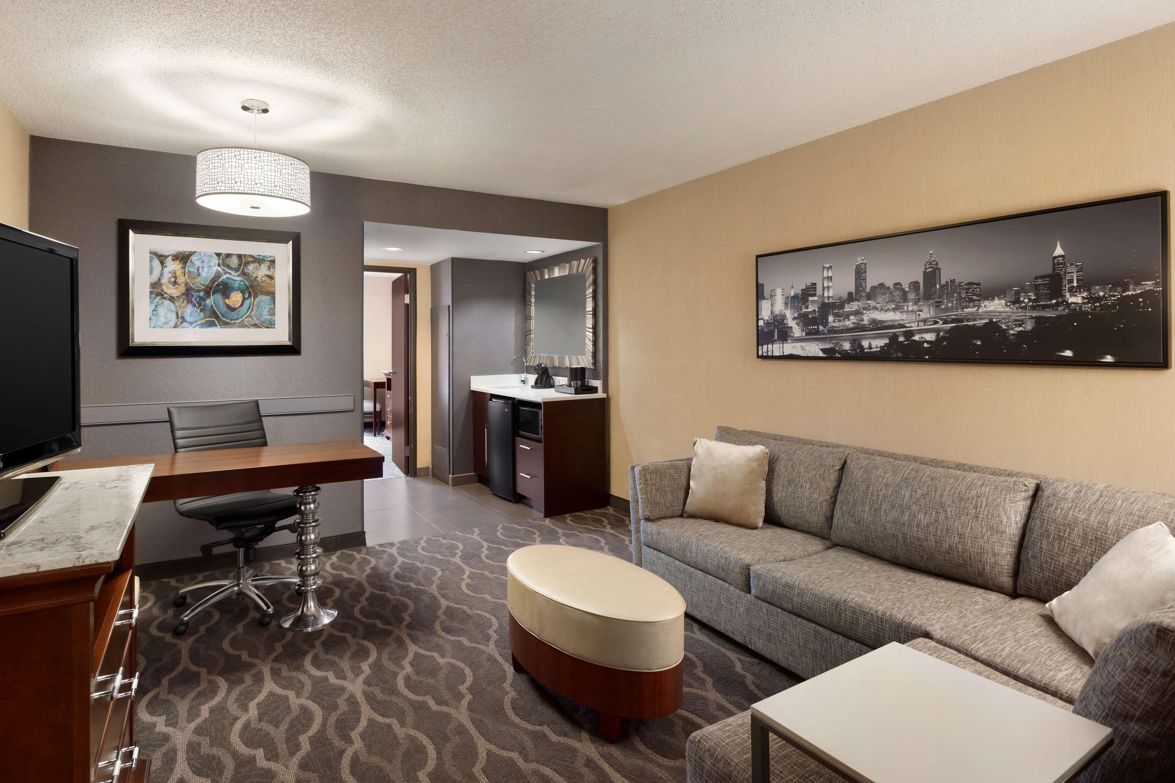 Embassy By Hilton Atlanta Airport Hotel College Park