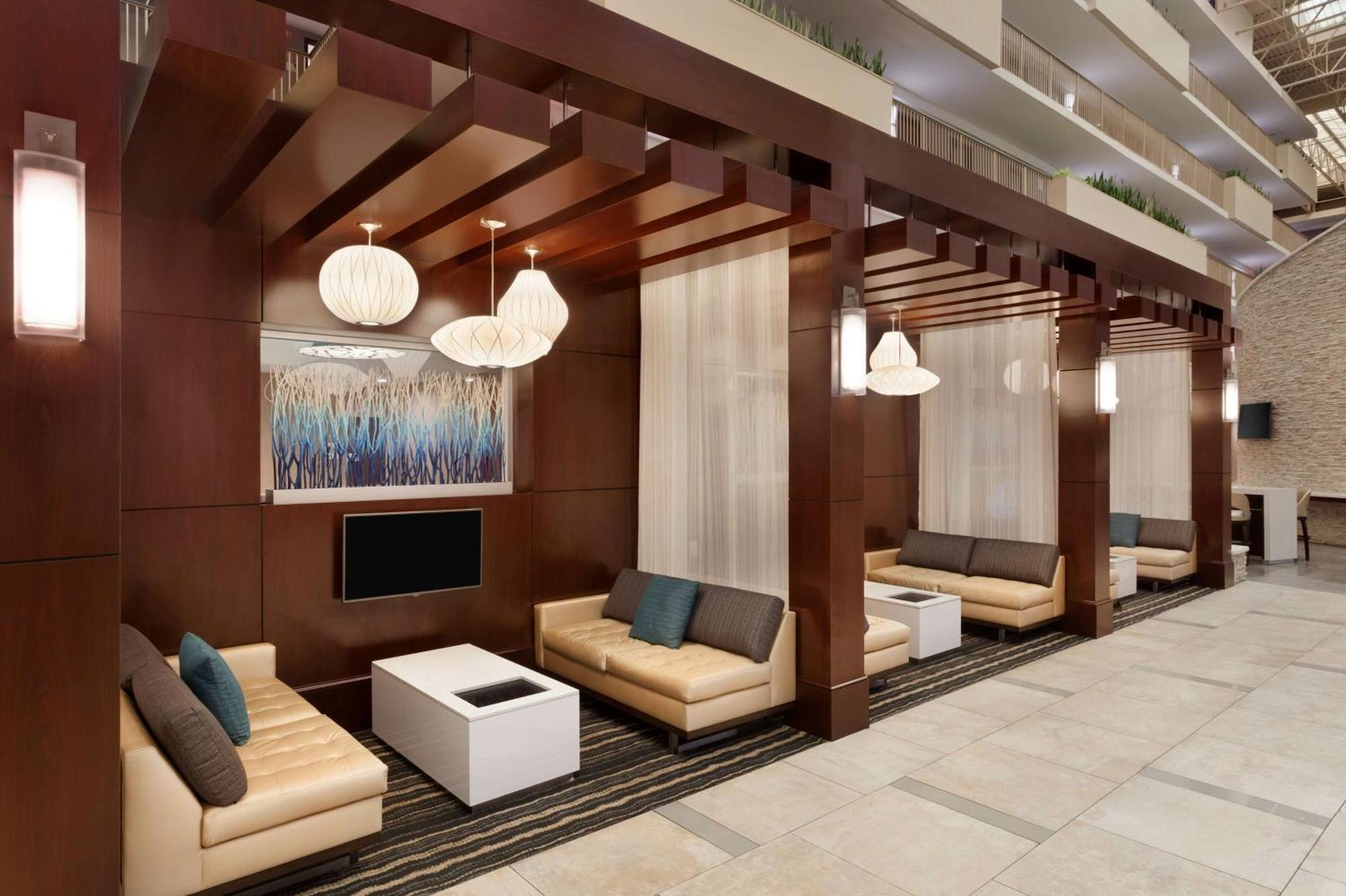 Embassy By Hilton Atlanta Airport 3*