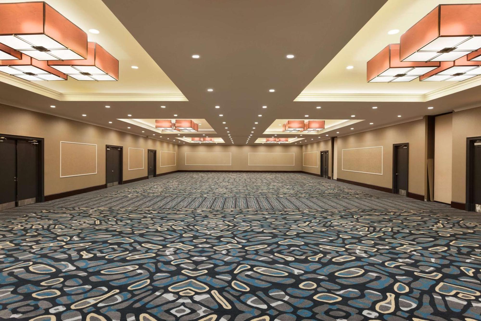 Hotel Embassy By Hilton Atlanta Airport College Park